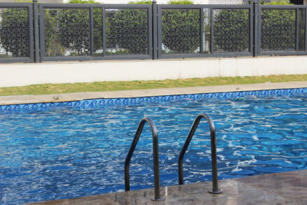 D Crown Place By Grand Bezer